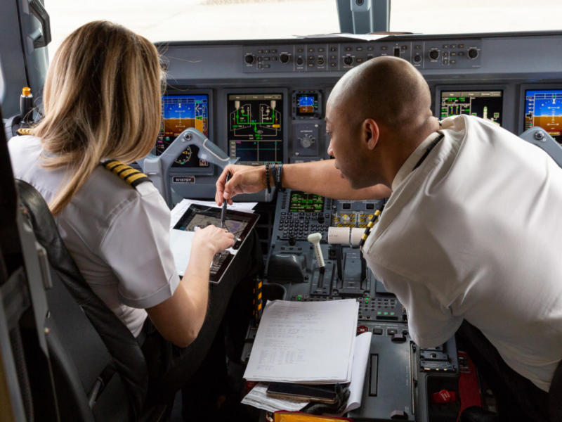 LogTen Partnership with SkyWest Pilot Pathway Program: Helping Launch Pilot Careers